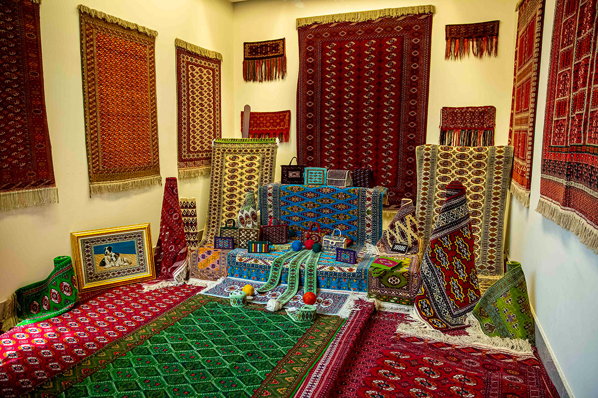 Turkmen haly (carpet)